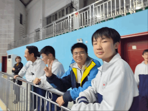 2425_GIF_20241229_181350.gif